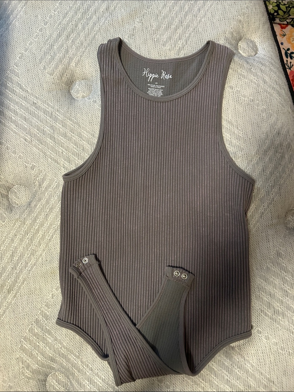 Hippie rose ribbed gray bodysuit